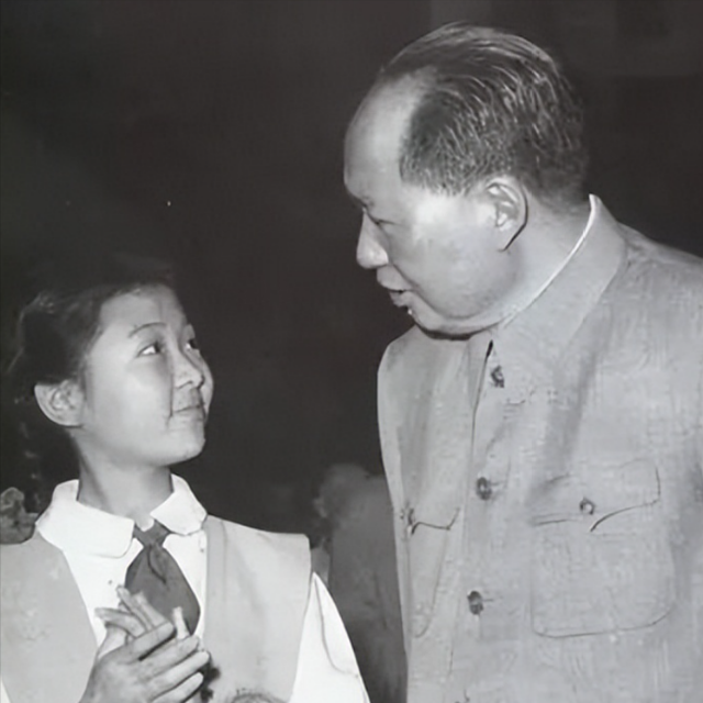 72年李敏怀孕，独自来中南海探亲，毛主席怒道：孔令华太不像话了