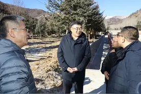 李建国赴五台山景区现场办公研究解决项目推进难题 刘卓良参加图片