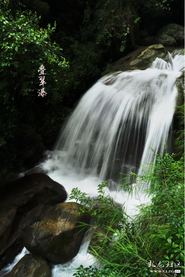 在尼珠河与山水私语。