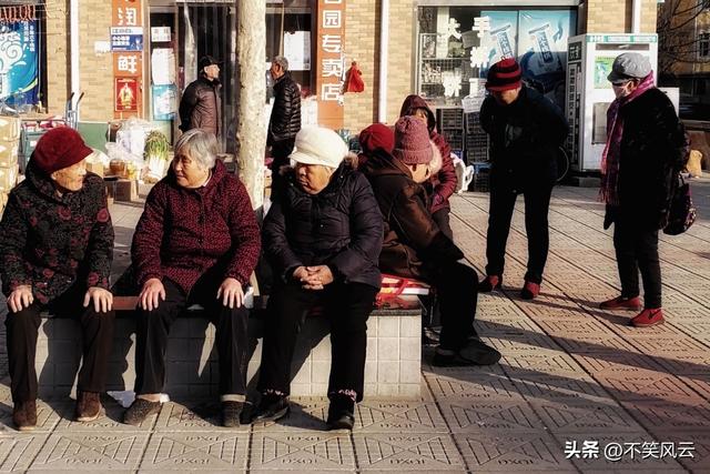 中国将迎来前所未有的死亡高峰，专家给出答案：是这些因素导致的