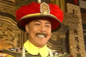 70岁的乾隆翻了67岁愉妃的牌子，太监大惊：她恐怕侍不了寝吧？图片