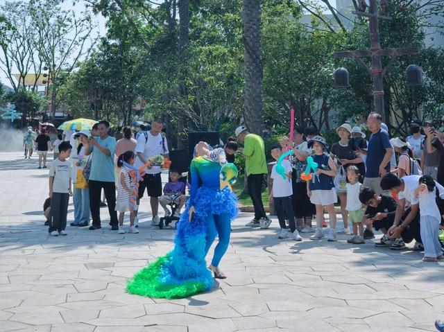 火热! 云龙湖水上世界今天嗨爆了，快乐爆表！