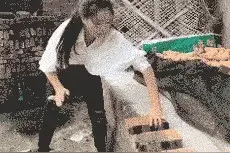 女友是双性恋，希望个人和平共处，我该怎么办啊？图片