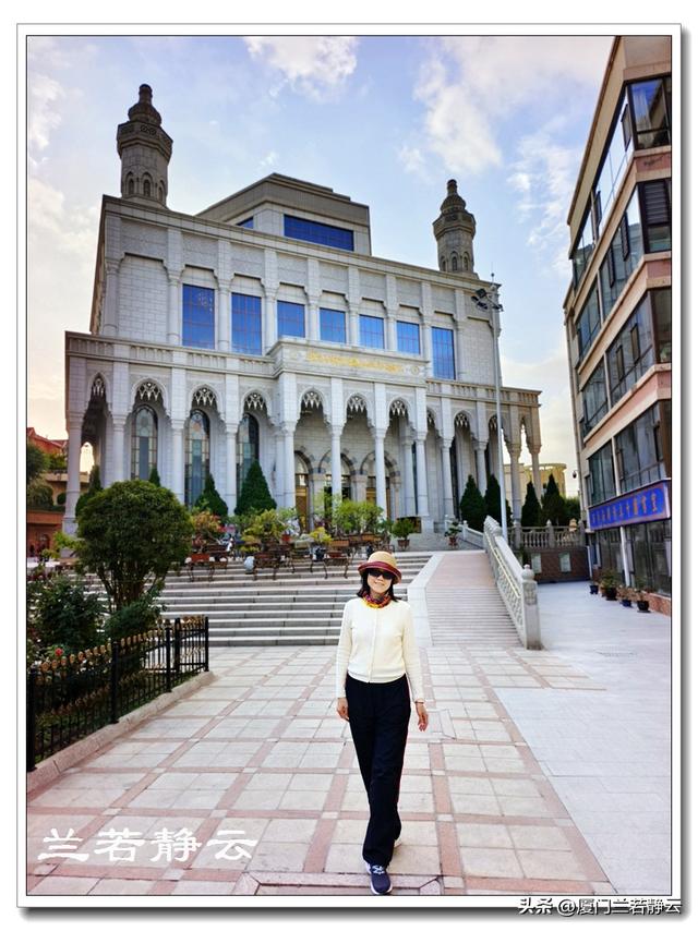 青海西宁市区里的几座清真寺 & 下南关美食街