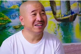 “刘能”儿子王亮：手撕继母，怒骂父亲，赵本山的话让他逃过一劫图片