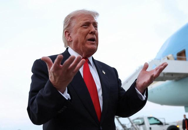 美国政府停摆超40天，现在的危险状况，已经脱离了特朗普的掌控