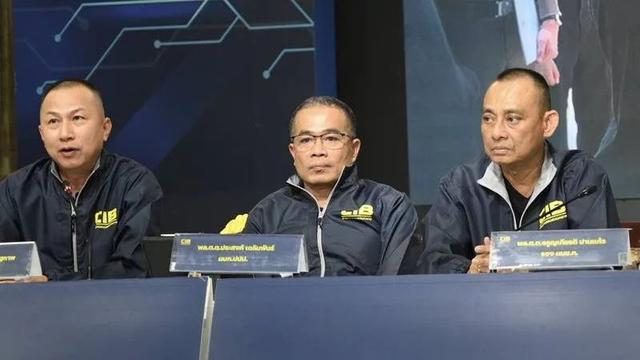 泰国国王震怒，撤销法号诏书！