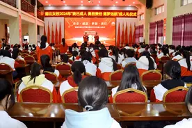 勇担责任 逐梦远航湘北女校青春学子穿越“成人门”图片