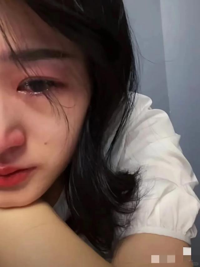 博主抱怨父亲100块都没有，还不愿找工作！网友：中年衰败致命啊