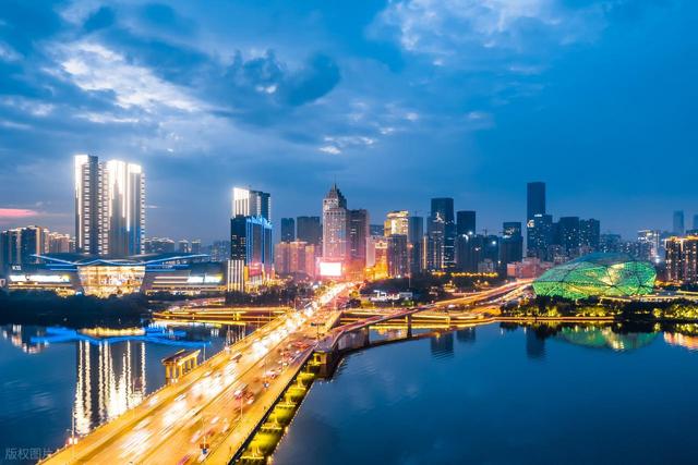 辽宁省未来吃香的城市，不是鞍山、营口，而是这座低调的城市
