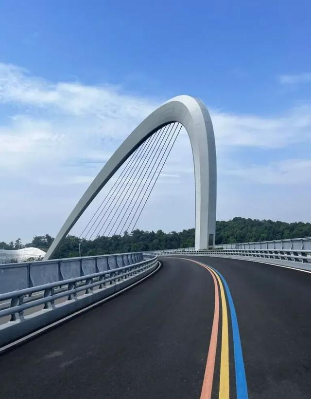 江苏最美彩虹公路，全程100公里，景点免费！适合周末短途自驾