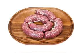 香肠灌好后，是晒干还是风干？很多人做错，难怪不香还会发霉！图片