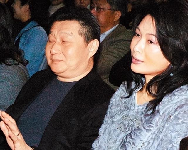 包养情人无数，娶初中同学女儿为妻	，玩老婆闺蜜，孙道存有多放荡