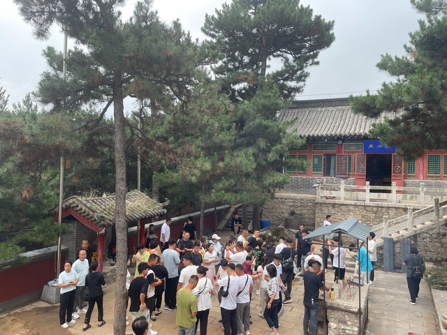 北镇“十一”爆款出圈！穿越古今、采摘盲盒、烟火巷味…这座小城正在疯狂上分！