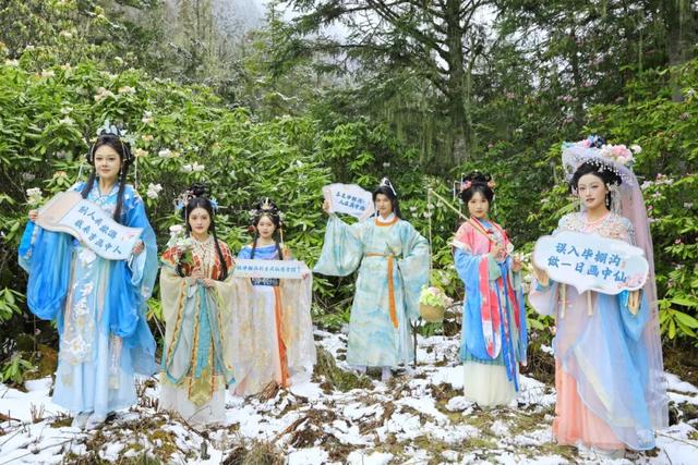 多图预警！国风+山水，毕棚沟这个“五一”假期快乐满格！