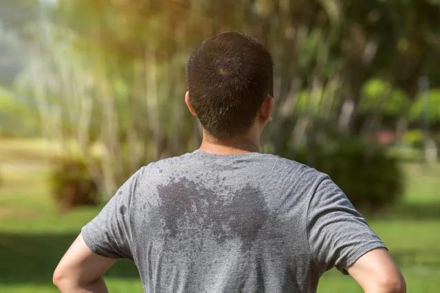 “甲流”来势凶猛，张文宏提醒：最好不要做3件事，以免身体不适