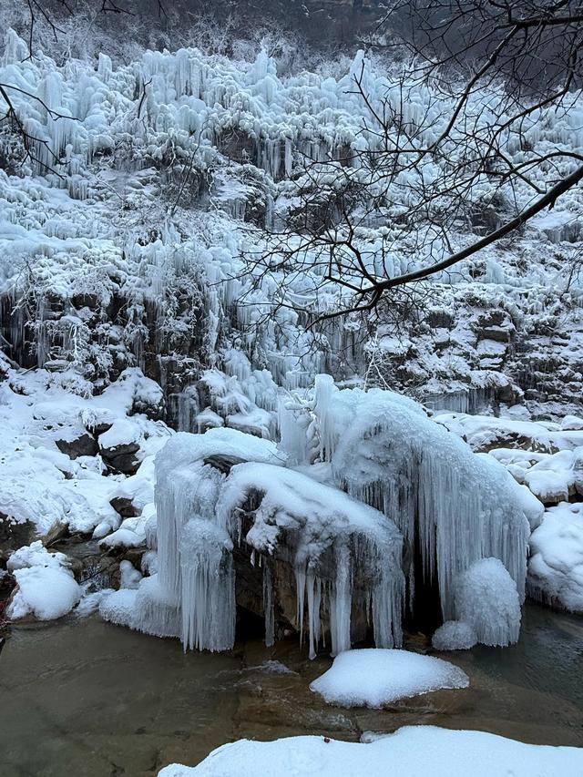 南太行云台山冰挂
