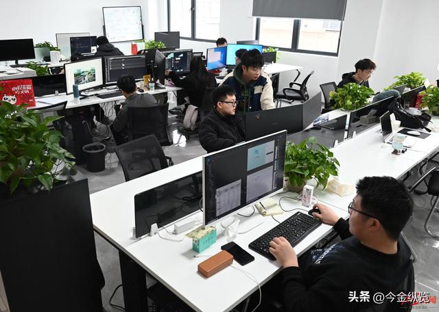 “主理人”骗局：当心光环变牢笼，你的血汗钱正被这样"合理"侵吞