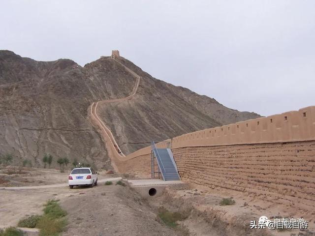沿河西走廊来到嘉峪关市 这个因钢而生的新城市 充满浓郁的长城文化