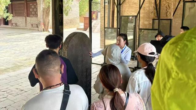 白水仓颉庙景区游客爆棚，旅游热度持续上升！