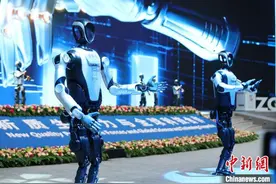 未来科技成2025中关村论坛年会“流量密码”图片