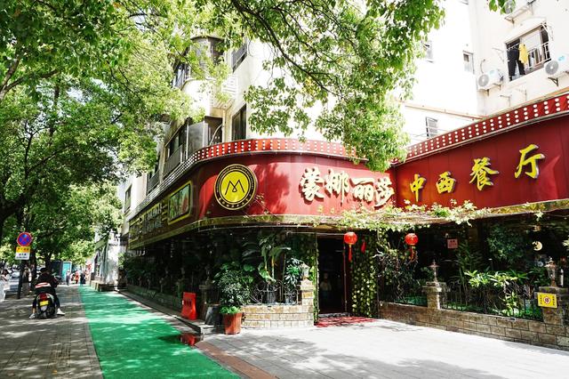 别只打卡岳麓山！东门下山这条老街，值得逛一天！