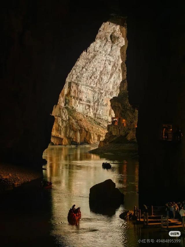 避开人潮！高铁直达20℃冷门小城，花海美过川西、地质景观顶级！16元炫资格美食！