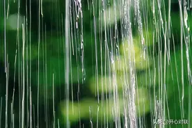 对联接龙，此联难度极高，上联：雨下千条线；下联你敢挑战吗？图片