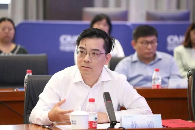 从潮汕少年到科技独角兽：孙瑜如何用脑机接口改写未来？