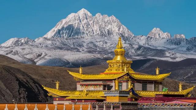 逃离钢铁森林!川西冬季冰雪秘境全攻略,治愈灵魂的终极指南