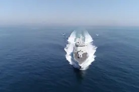 中国巨舰抵近！四军舰到美近海自由航行，以其人之道还治其人之身图片