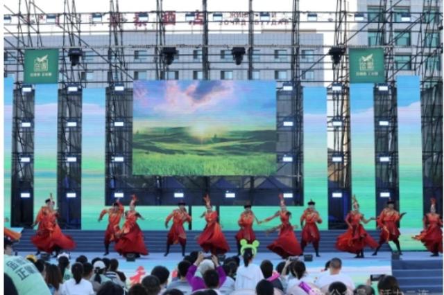 第十届内蒙古·二连浩特“万里茶道”文化旅游节开幕