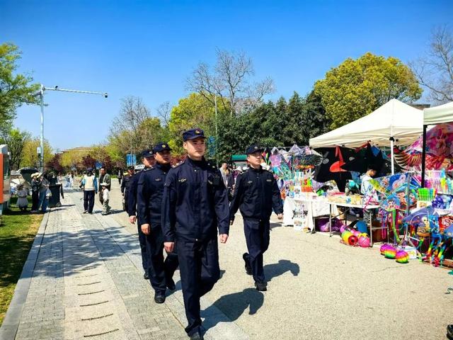 212.93万人次！入列十大热门城市！