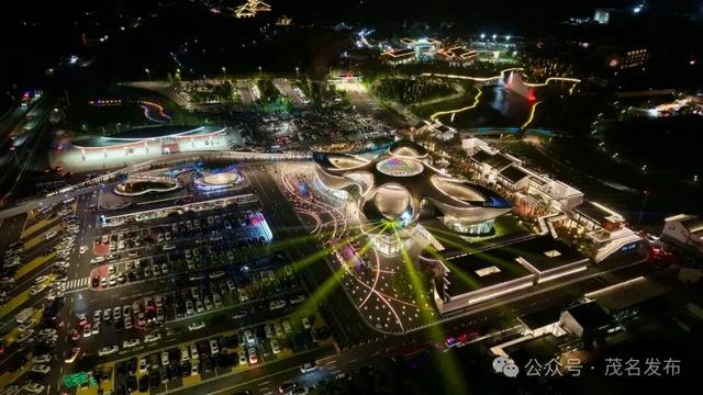 茂名新观察⑧ | 柏桥服务区为何这么“火”