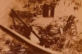 1928年，皇姑屯事件的真实场景，最后一张镜头，是张作霖被人抬走图片