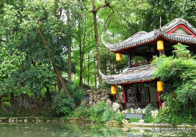 成都清凉避暑胜地，千年前就已闻名，风景如仙境，地铁公交直达！