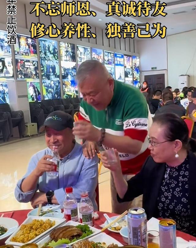 姜昆弟子刘惠，当着师父、师娘的面，问于谦：谦儿，你怵你师父吗
