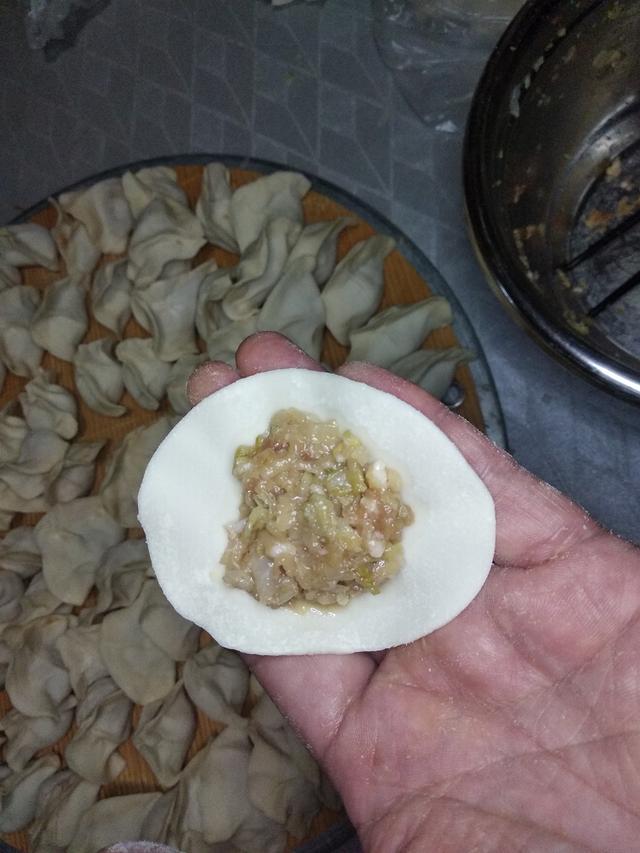 立冬吃饺子，记得：2馅不上桌，3馅端上桌，迎冬接福，营养补冬