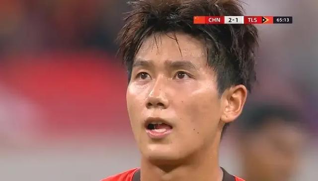一场2-1“爆冷”，揪出中国队4大水货，赛后评分出炉，只3人及格