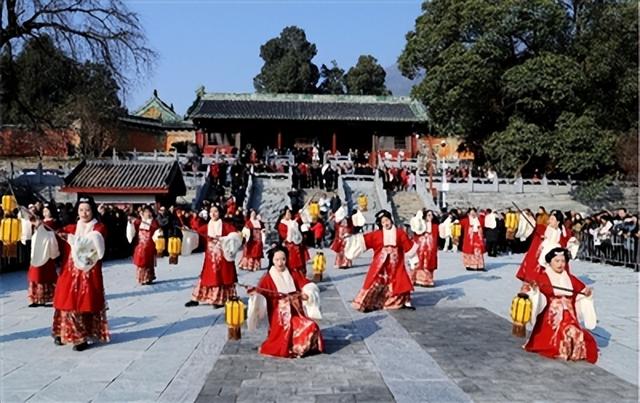 四川省绵阳市平武县：家园“精修细补” 山区宜居宜游