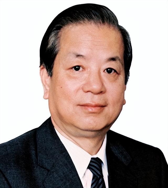 菲律宾跪了！马尼拉时报：我们完蛋了：特朗普抓住了马科斯的把柄