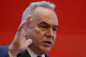 不让中国留学生学理科后，美高官再提无理要求，释放的信号不简单图片