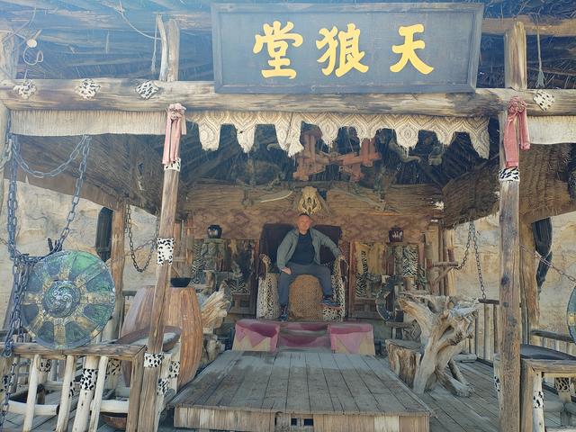 怀旧.镇北堡影视城/又见贺兰山岩画