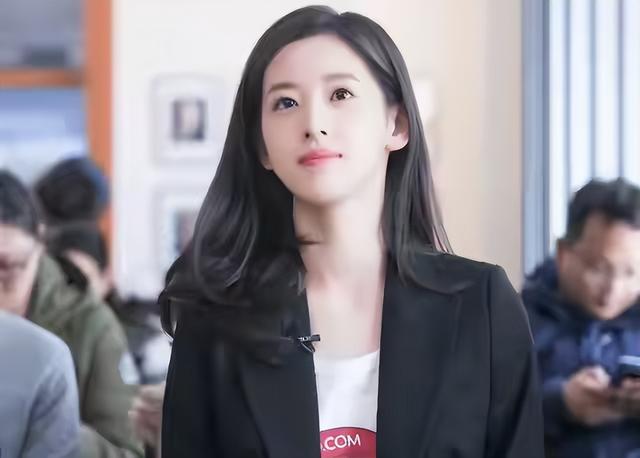 这一次，32岁变了面相的章泽天	，给所有想嫁豪门的女人上了一课