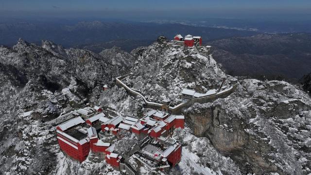 雪后初霁 武当山迎今冬首场绝美雪景