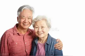 我69岁，住女儿家半个月，让我彻底醒悟：不省了，余生不亏待自己图片