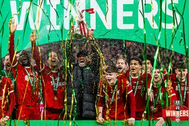英联杯-利物浦加时赛1-0力克切尔西第10次夺冠 范戴克头球绝杀图片
