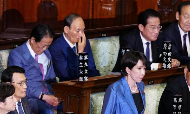 高市早苗正式道歉，贪污已实锤，最早月底倒台？中方回绝斩钉截铁