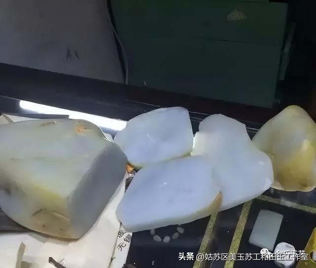 壕任性	，一块8公斤的籽料车珠子！