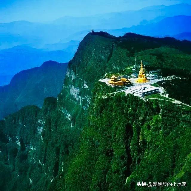 峨眉山站：仙山脚下的高铁门户